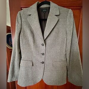 Womens vintage wool-blend Tahari blazer size 10